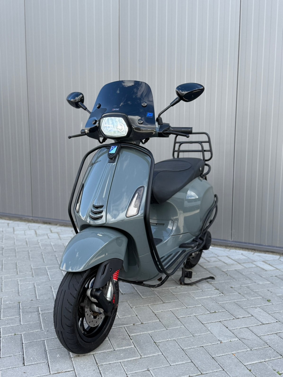 Vespa Sprint iGet 2018 custom Eerste eigenaar., Ophalen, Maximaal 45 km/u, Vespa S, Zo goed als nieuw