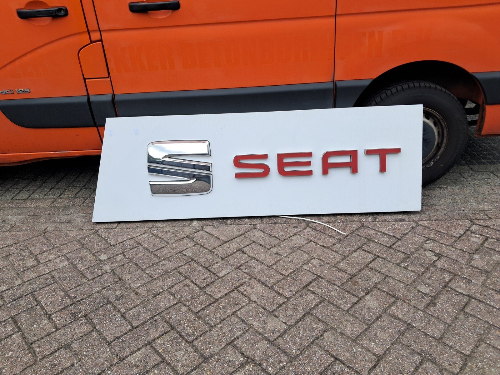 Seat dealer reclame lichtbak 1 zijdig is werkend 192cm /60cm, Ophalen, Eu, Gebruikt, Eu