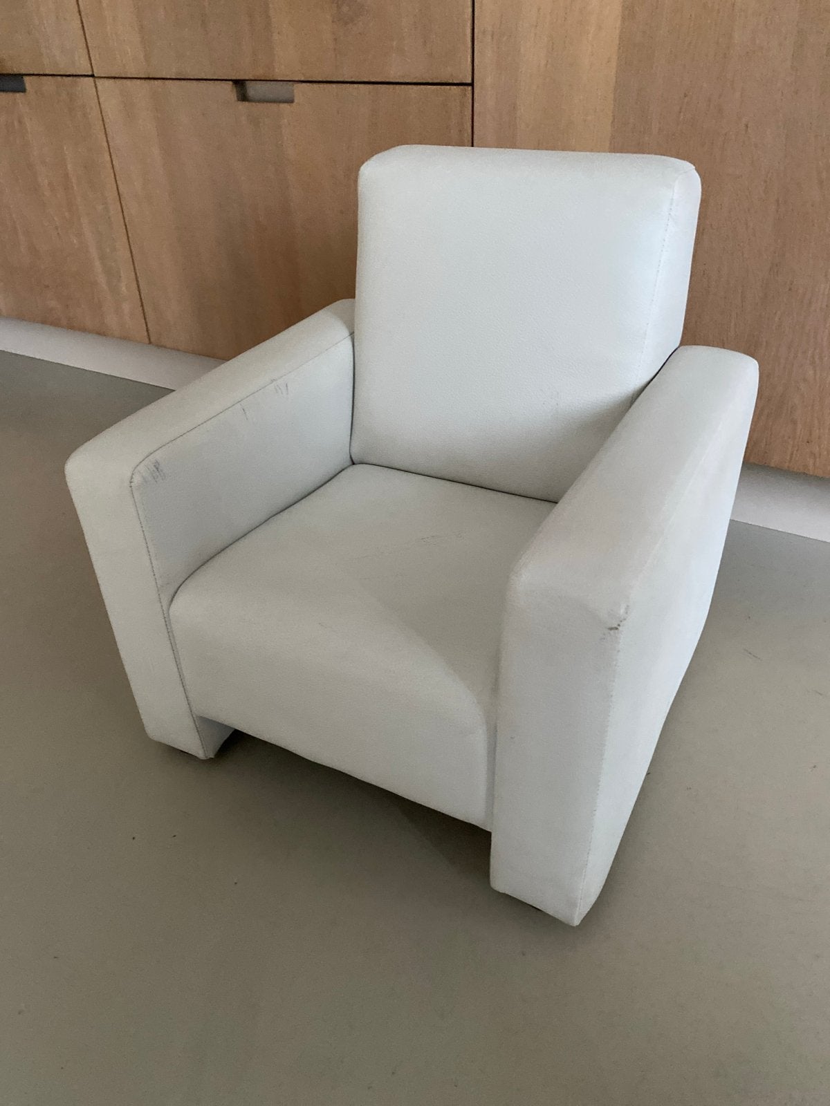 Handgemaakt Witte kinderfauteuil, Ophalen, Gebruikt, Overige typen