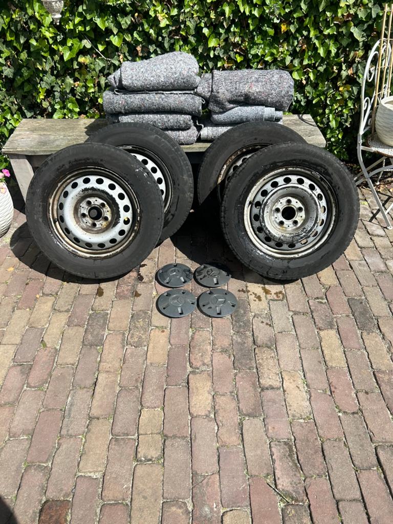 Mercedes Vito Banden + Velg, 16 inch, All Season, Band(en), Bestelwagen