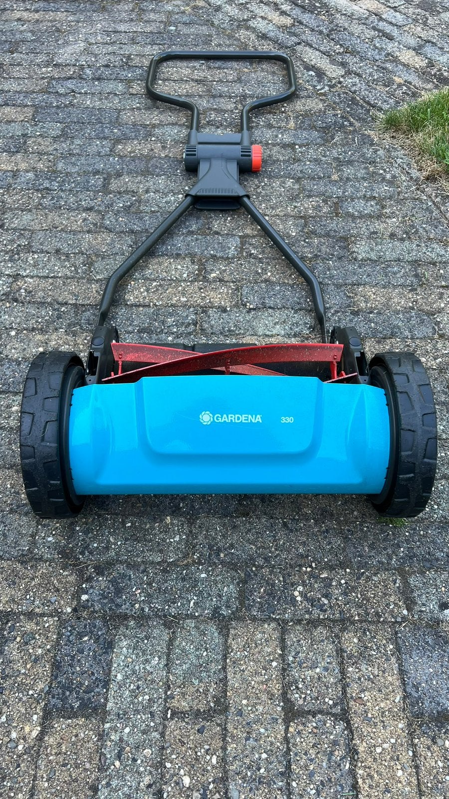 Handgrasmaaier Gardena 32 cm., Kooimesmaaier, Ophalen, Zo goed als nieuw