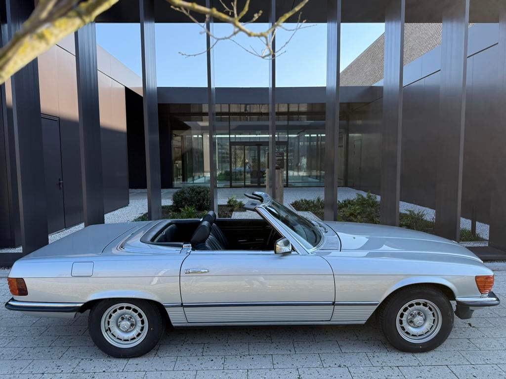 Prachtige Mercedes-Benz SL280 (R107) BJ 1983, Automaat, Achterwielaandrijving, Zwart, Cabriolet