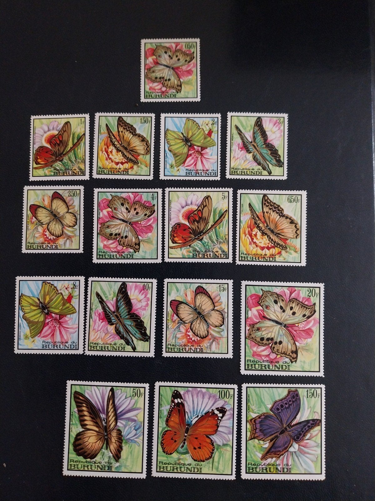 Burundi 411-426 vlinders 1968 postfris mi 47eu, Ophalen of Verzenden, Dier of Natuur