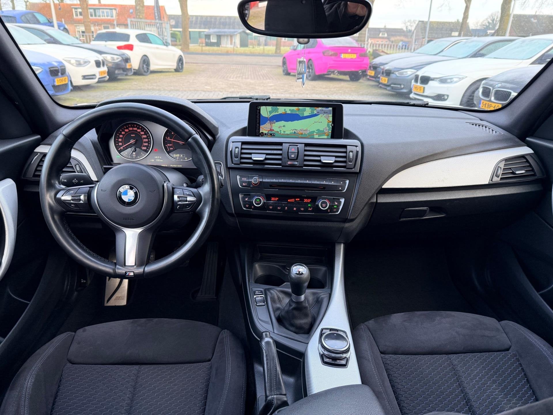 BMW 1-serie 116i Executive M Sport|Nieuwe Ketting + Klepseal, Auto's, BMW, 1-Serie, Gebruikt, 4 cilinders, Alcantara