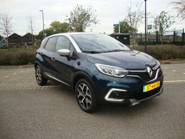 Foto 3 van Renault Captur 1.2 TCe Intens LETOP 16000KM