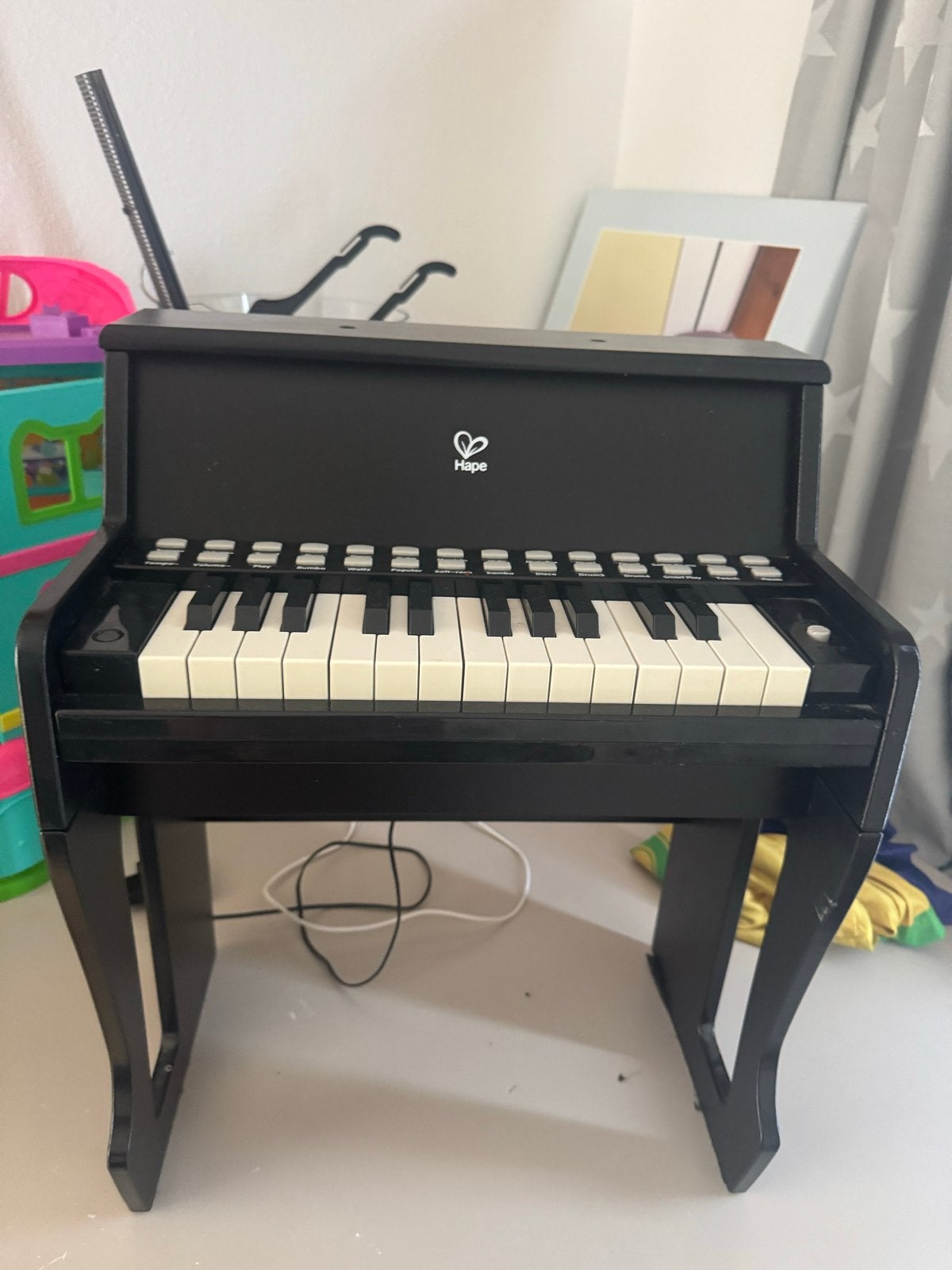 Hape Kinderpiano Zwart - Zo goed als nieuw, Muziek en Instrumenten, Piano's, Ophalen, Zwart, Digitaal, Zo goed als nieuw