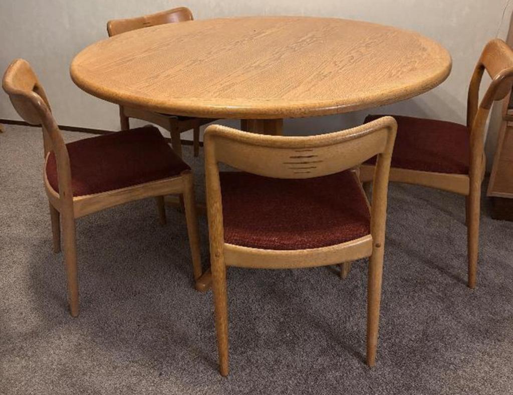 Set 4 stoelen stoel ronde tafel Johannes Andersen Uldum, Huis en Inrichting, Stoelen, Ophalen, Bruin, Vier, Nvt