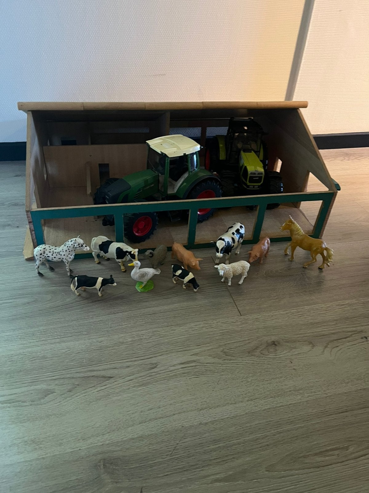 Te koop boerderij met assecoires, Ophalen, Gebruikt, Jongen of Meisje