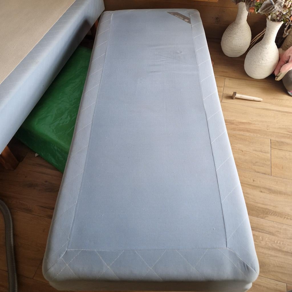 ikea boxspring 80x200, Ophalen, Gebruikt, Eenpersoons, 80 cm