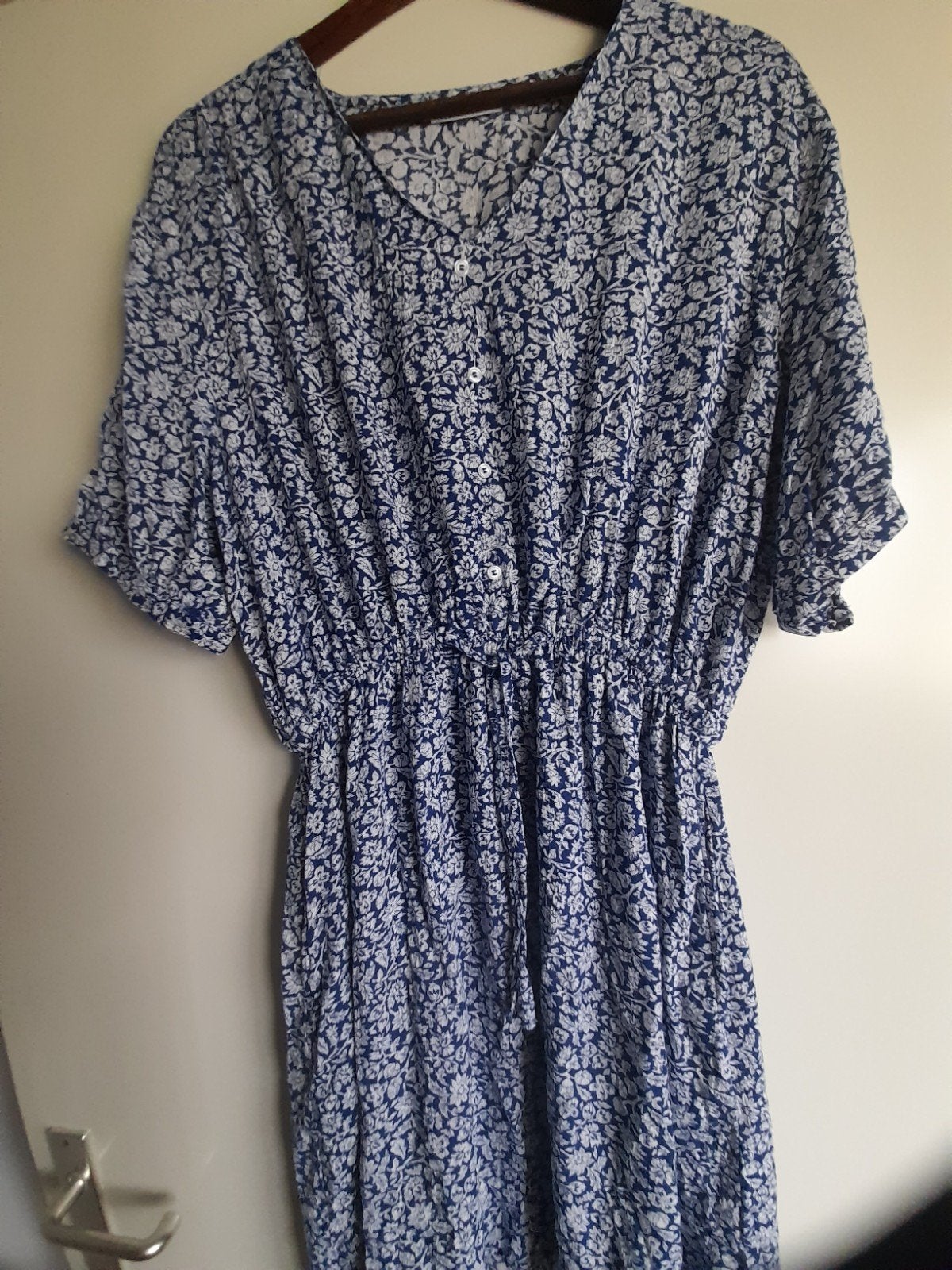 Dames bloemetjes  jurk blauw mt L, Blauw, Maat 42/44 (L), Ophalen of Verzenden, Zo goed als nieuw
