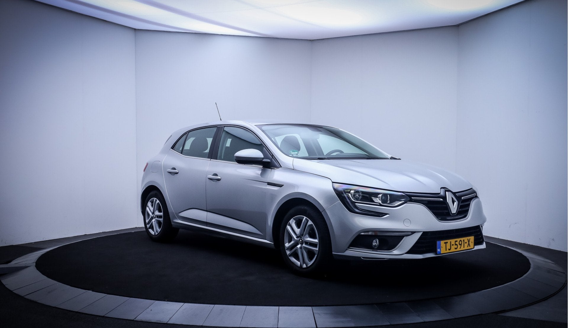 Renault Mégane 1.3 TCe ZEN NAVI | CLIMA | CRUISE | BLUETOOT, Voorwielaandrijving, Stof, Gebruikt, 4 cilinders