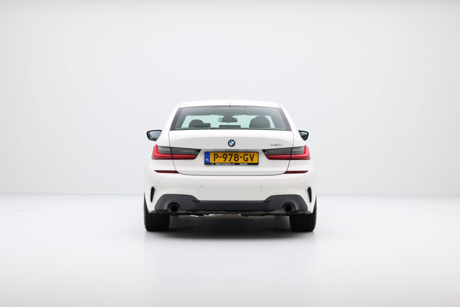 Foto 9 van BMW 3-serie 318i M Sport Aut. Navi|Leder-Alcantara|1e Eig|Pa