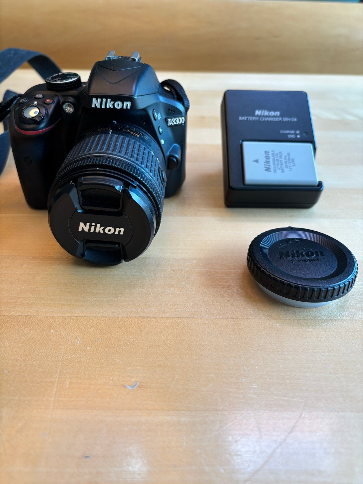 Nikon D3300 DSLR camera met 18-55mm lens - Zo goed als nieuw, Audio, Tv en Foto, Fotocamera's Digitaal, Ophalen of Verzenden, Zo goed als nieuw