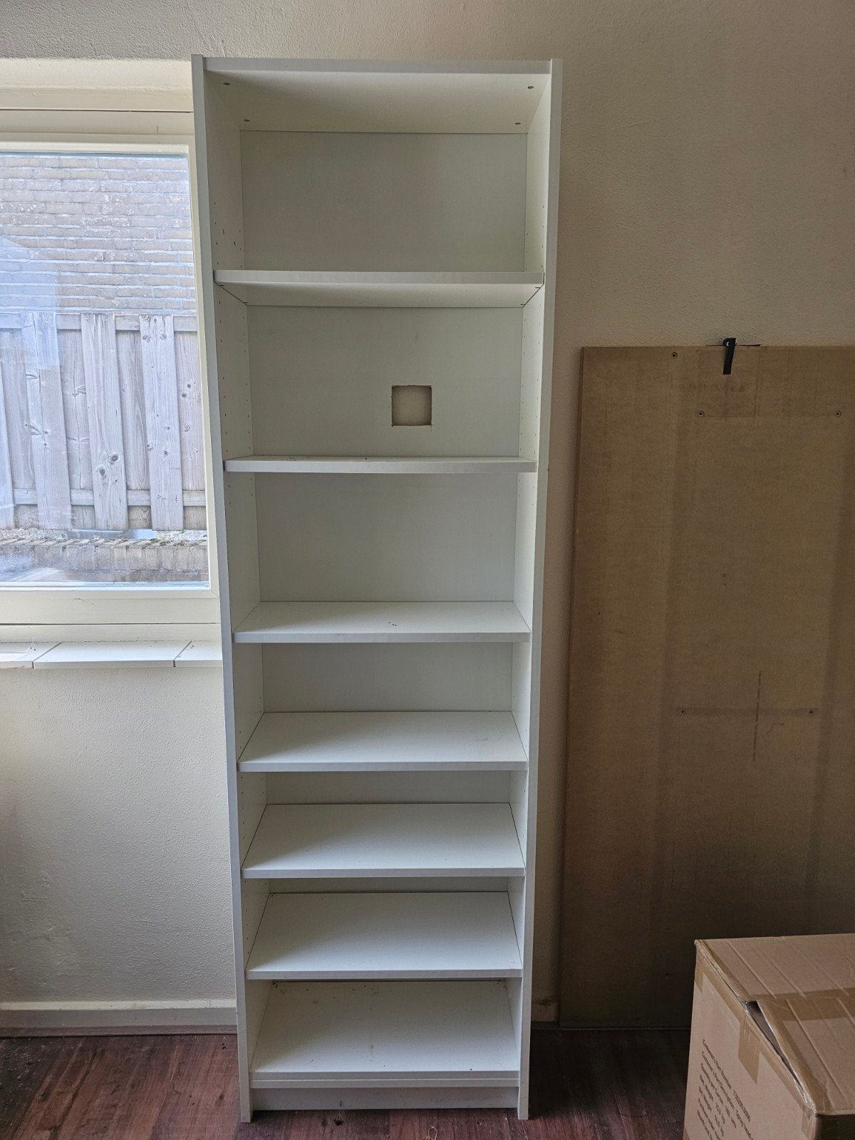 2 witte boekenkasten, zsm ophalen, Ophalen