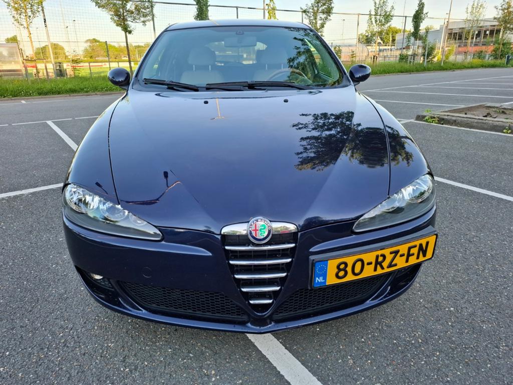 Alfa Romeo 147 2.0 T.spark 5DR 2005 Blauw, Auto's, Voorwielaandrijving, Beige, Handgeschakeld, 149 pk