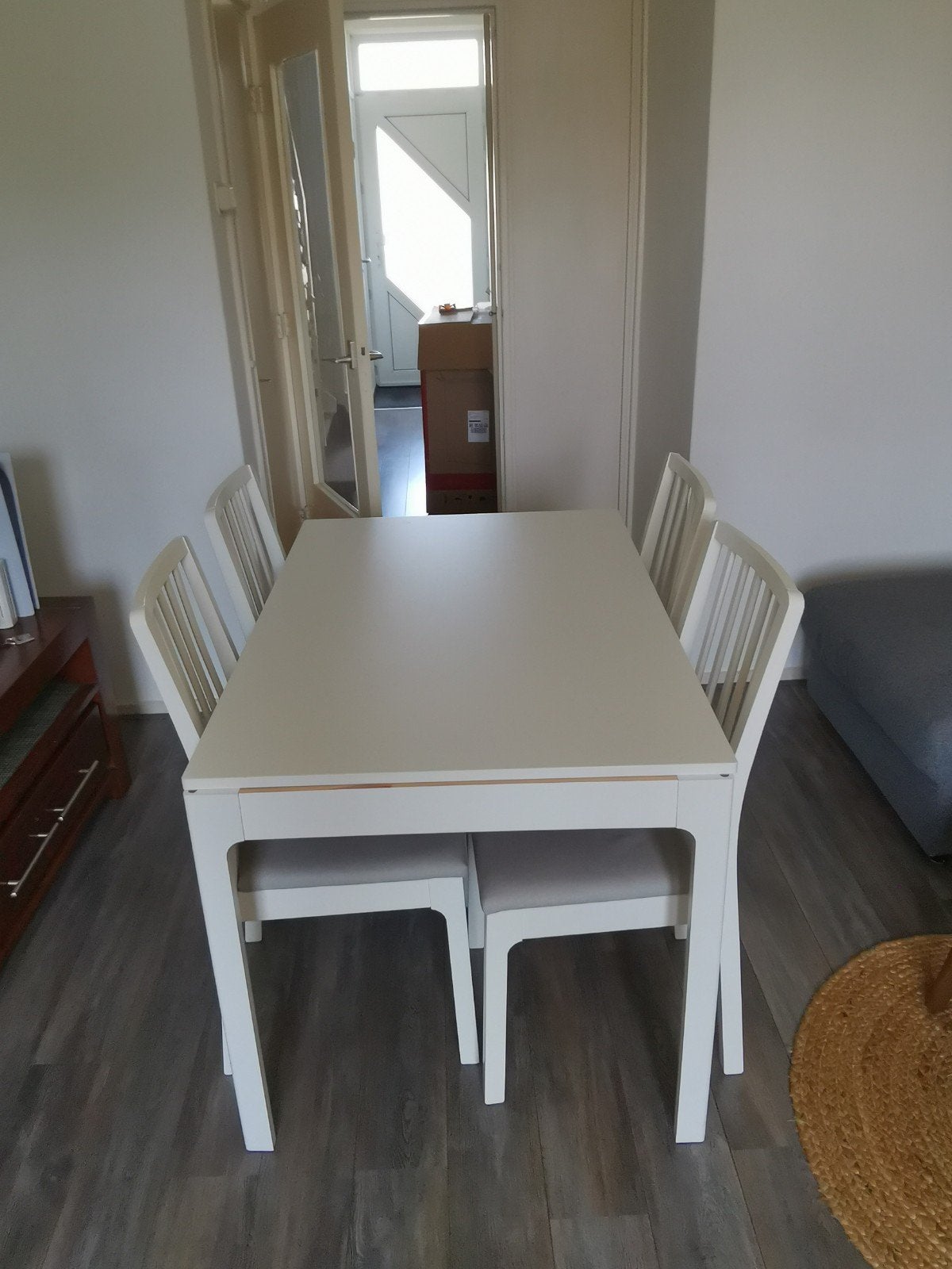 Ikea Ekedalen uitschuifbare eettafel met 4 stoelen, Huis en Inrichting, Tafels | Eettafels, Ophalen, 100 tot 150 cm, Modern, Scandinavisch