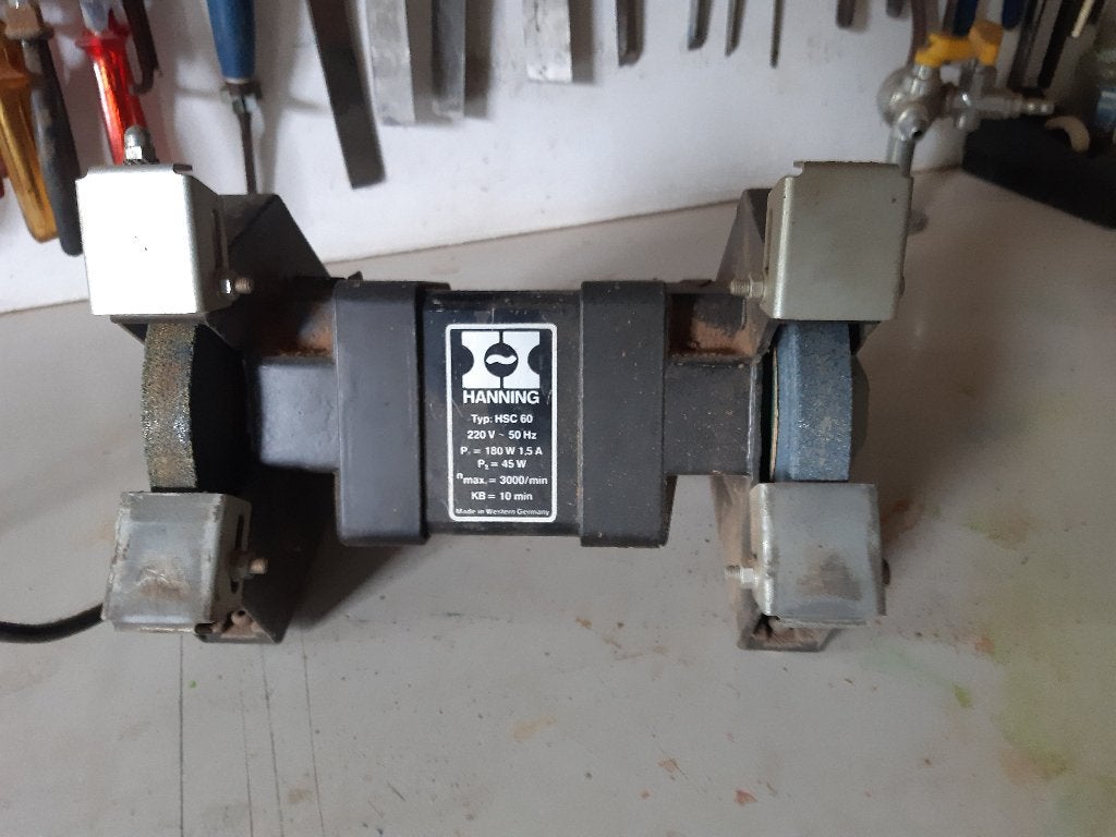 Tafel Slijpmachine, Ophalen, Gebruikt, Minder dan 700 watt, Werkbankslijpmachine