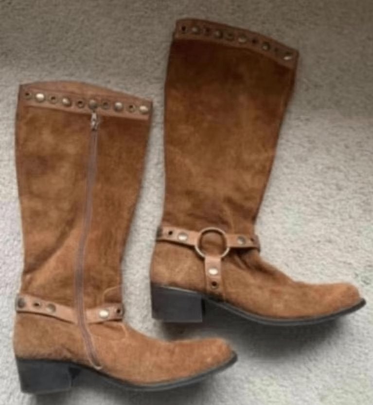 Hoge, bruine laarzen, hak 4 cm; Tango; 39; leuke details, Hoge laarzen, Bruin, Ophalen of Verzenden, Zo goed als nieuw