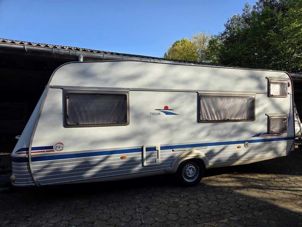 Ruime nette TEC Tour 540 GK (2003) | Stapelbed | BOVAG 2025, Caravans en Kamperen, Caravans, T.E.C., Particulier, 6 tot 7 meter