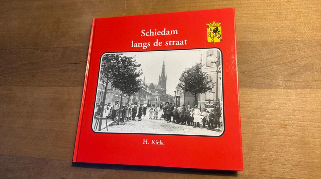 Schiedam langs de straat, Boeken, Ophalen of Verzenden