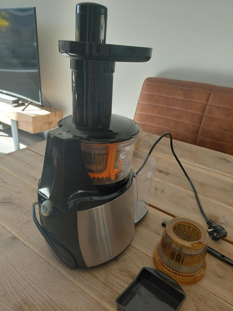 Slowjuicer, Ophalen of Verzenden, Zo goed als nieuw, Elektrisch, Sapcentrifuge