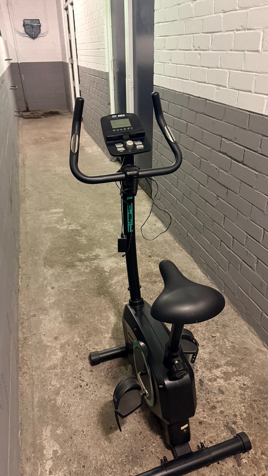 Foto 3 van Hometrainer Fit Bike Ride - Zo goed als nieuw