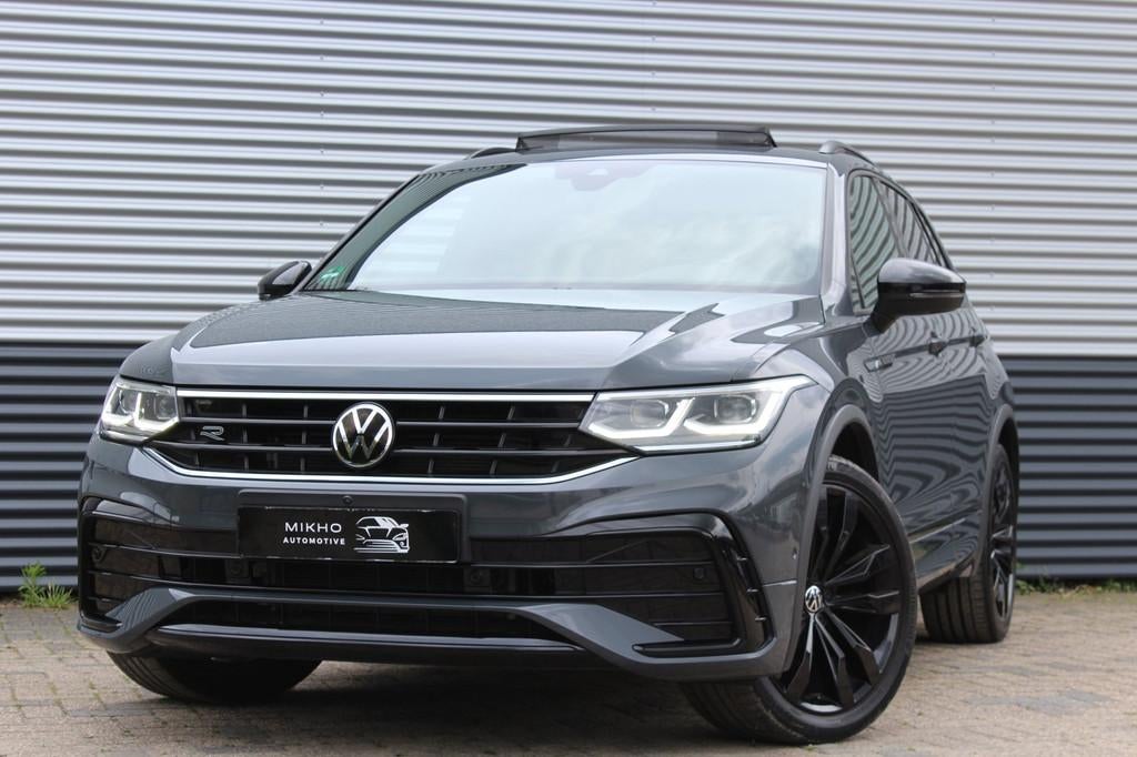 Volkswagen Tiguan 1.5 TSI 2x R-Line | Panoramadak | 360 Came, Auto's, Volkswagen, 15 km/l, Zwart, 4 cilinders, 150 pk