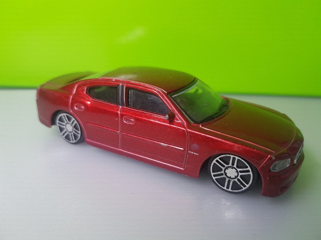 Maisto - 2006 Dodge Charger [rood] 1/43, Ophalen of Verzenden, Gebruikt, Auto, Overige merken