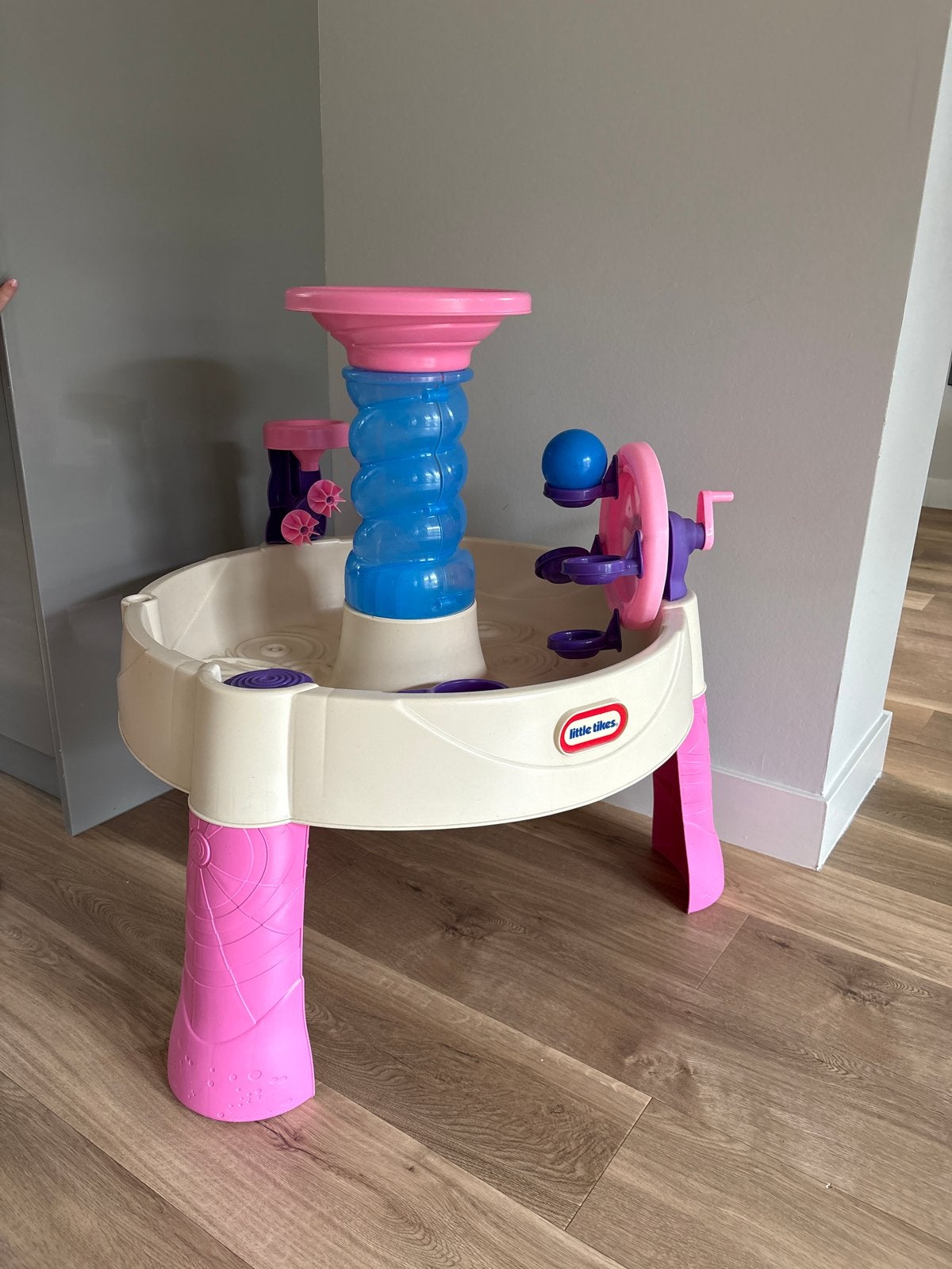 Little Tikes Water Speeltafel - Zo goed als nieuw, Ophalen, Zo goed als nieuw