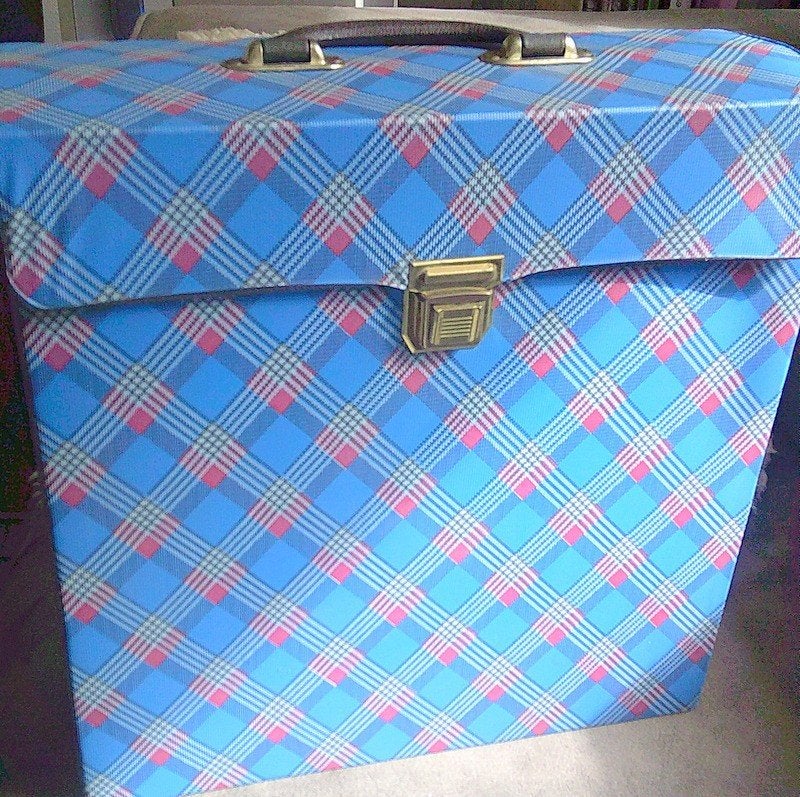 VINTAGE retro blauw ruiten elpee koffer met knip, Verzamelen, Retro, Ophalen of Verzenden, Huis en Inrichting