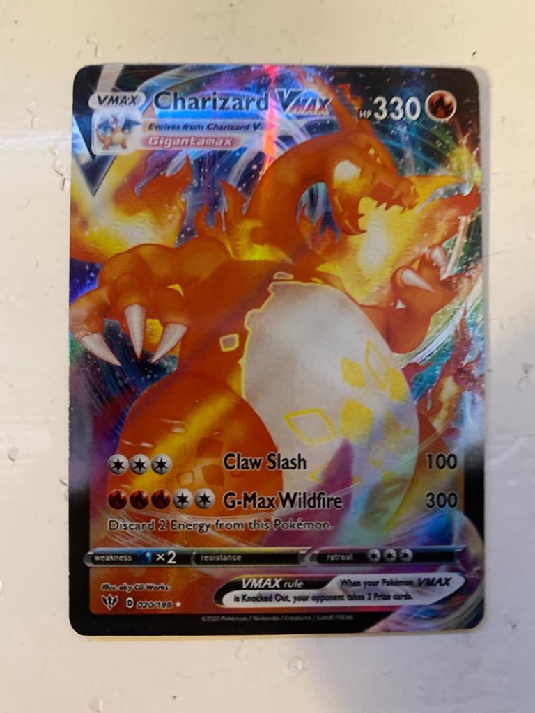 Charizard VMAX Pokémon Kaart - Darkness Ablaze 020/189, Ophalen, Nieuw, Losse kaart, Foil