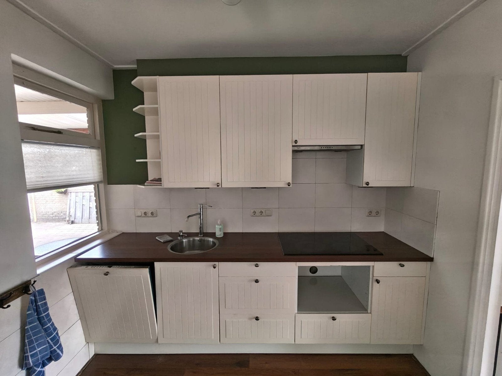 Ikea keuken met inductie en afzuigkap, Huis en Inrichting, Ophalen, Gebruikt, Wit, Enkelwandige keuken