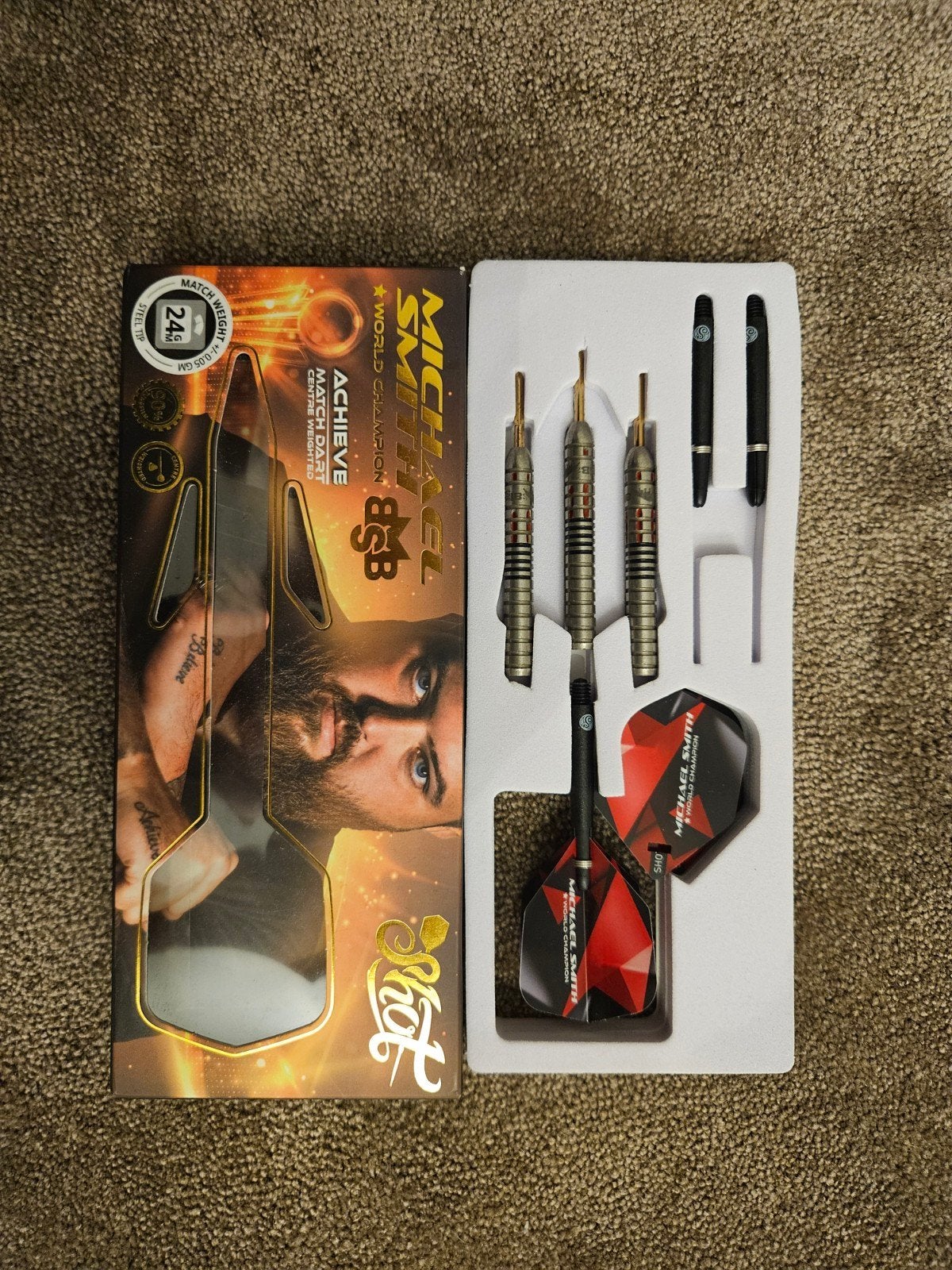 Michael Smith Achieve 24 gram dartpijlen, Ophalen of Verzenden, Zo goed als nieuw, Pijlen