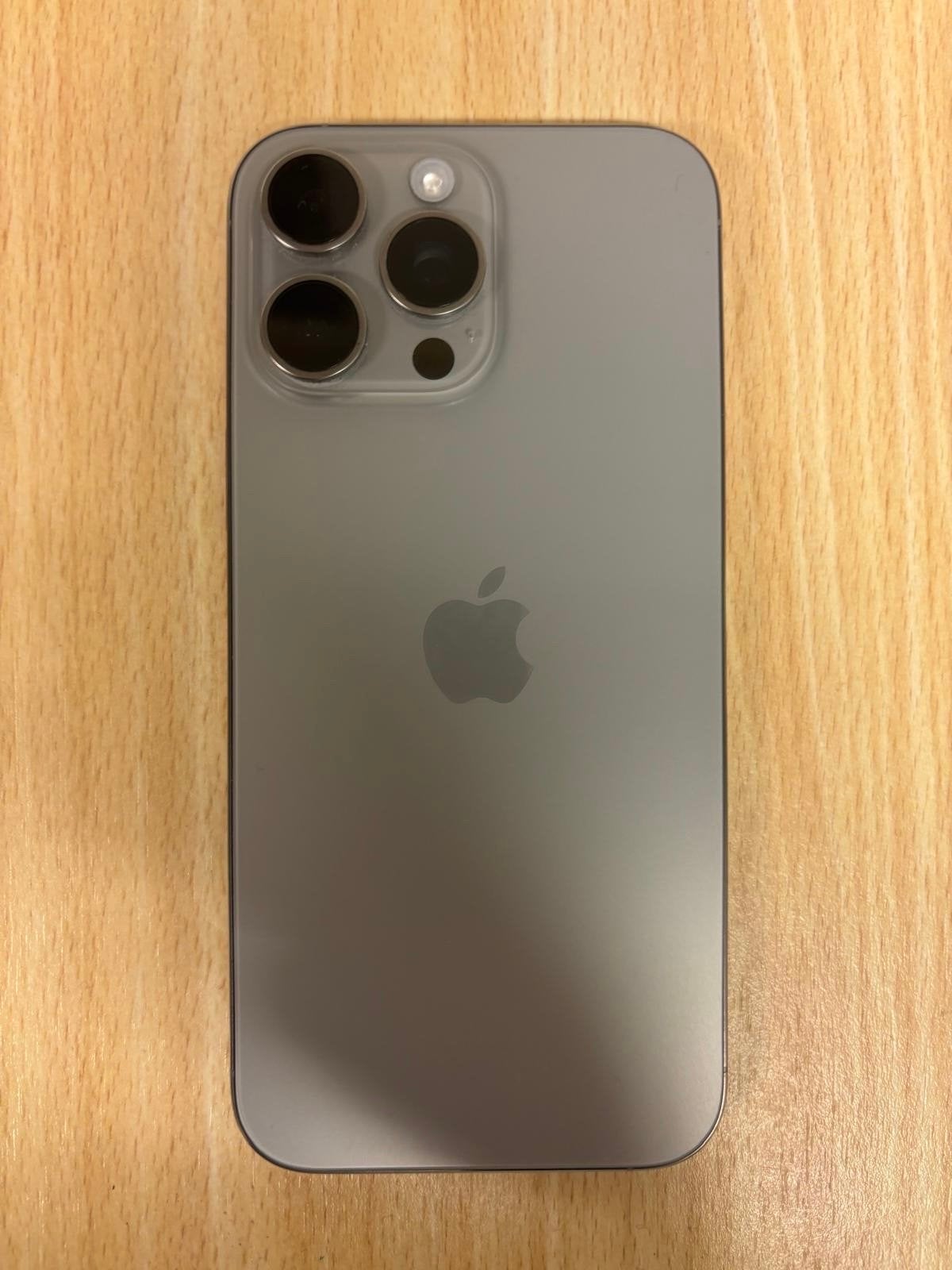 iPhone 16 Pro Max 256GB Naturel Titanium – Krasvrij, Telecommunicatie, Mobiele telefoons | Apple iPhone, 89 %, IPhone 16 Pro Max