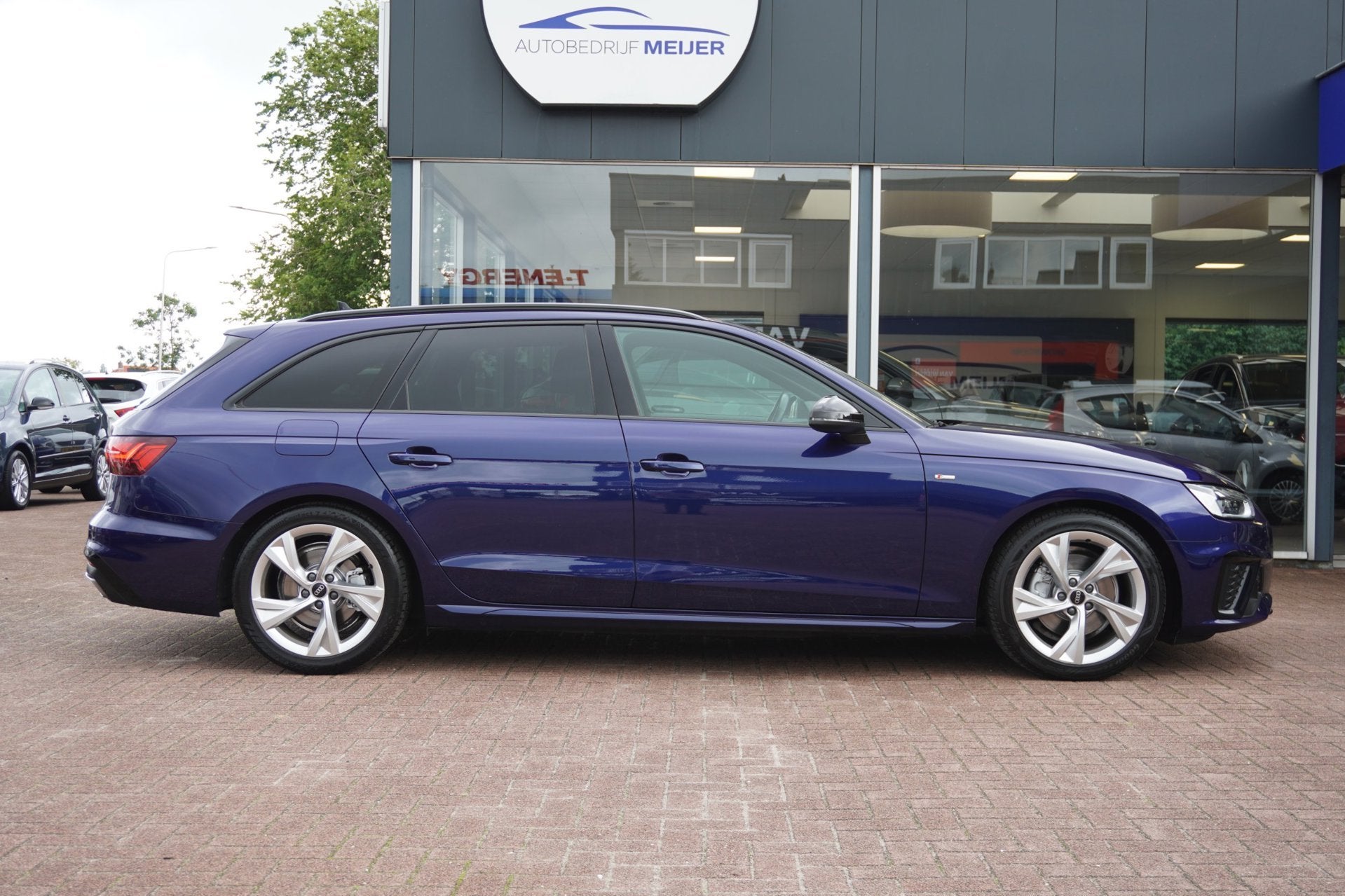 Audi A4 Avant 35 TFSI S edition Automaat | Navigatie | CarPl, Auto's, Dealer onderhouden, Gebruikt, Euro 6, 4 cilinders