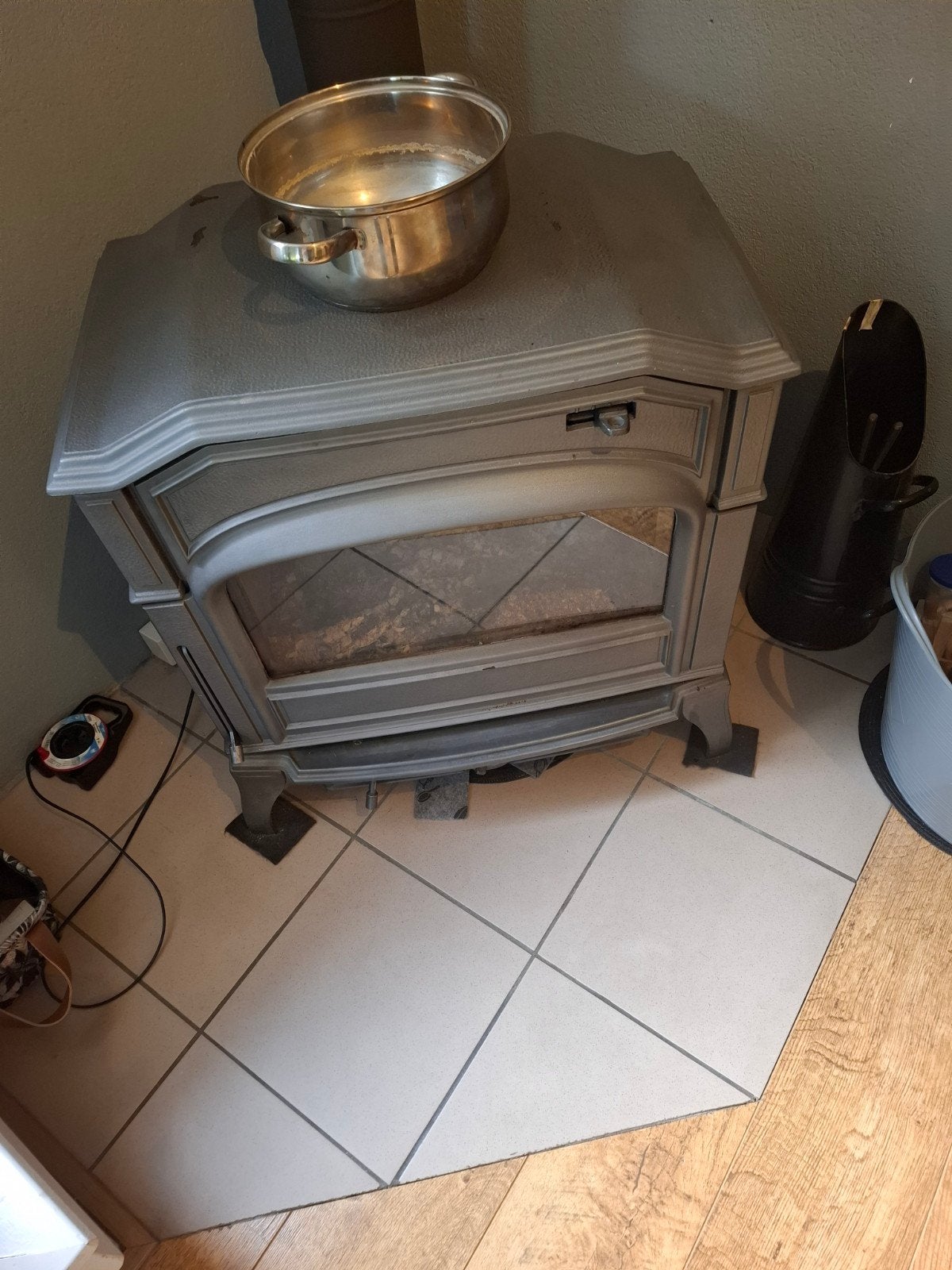 Dovre, Huis en Inrichting, Ophalen, Gebruikt, Hout, Houtkachel