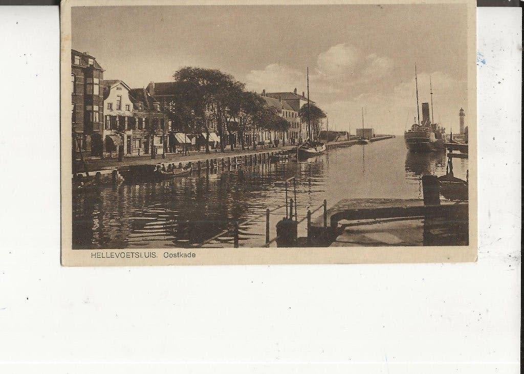 Hellevoetsluis Oostkade 3-8-1932 J van Wageningen, Ophalen of Verzenden, 1920 tot 1940, Gelopen, Zuid-Holland