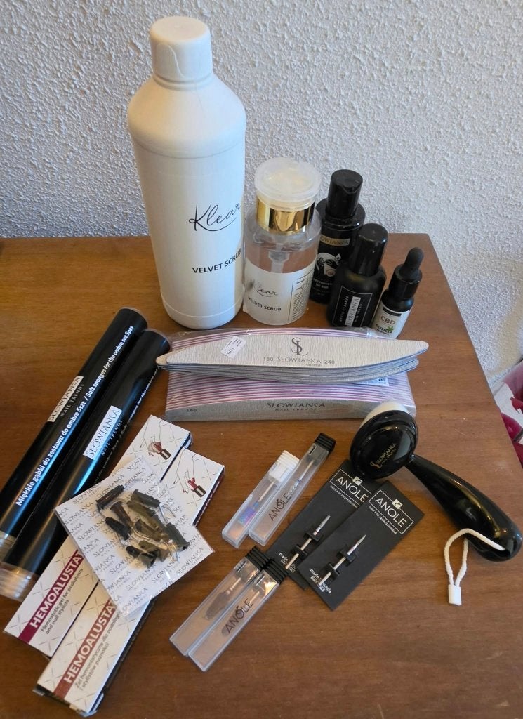 Nail artikelen van hoge kwaliteit - van SLOWIANKA, Overige kleuren, Ophalen of Verzenden, Zo goed als nieuw, Handen en Nagels