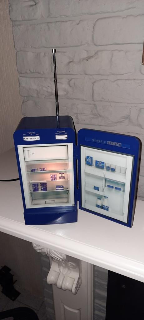 Bosch retro koelkast radio, Witgoed en Apparatuur, Koelkasten en IJskasten, 200 liter of meer, Ophalen of Verzenden, Met vriesvak
