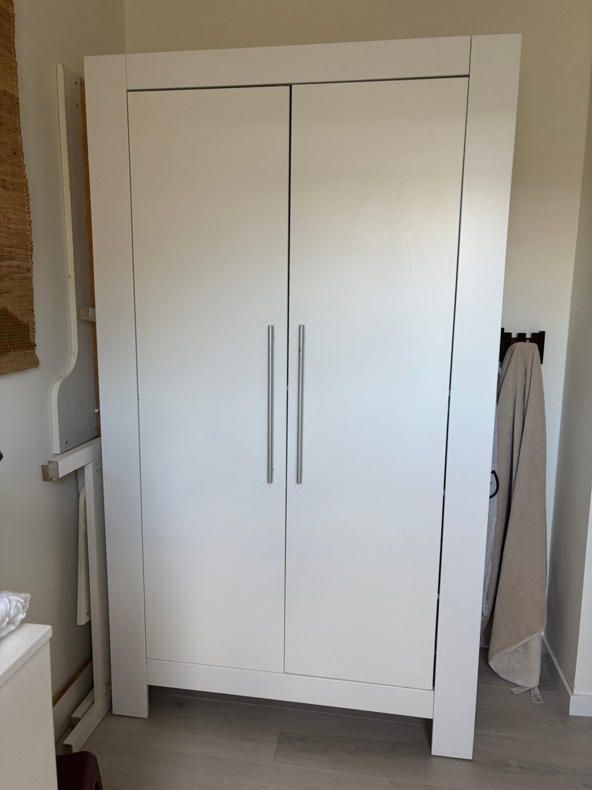 Kledingkast ( Bobita ), Huis en Inrichting, Kasten | Kledingkasten, Ophalen, 100 tot 150 cm, Zo goed als nieuw, 150 tot 200 cm