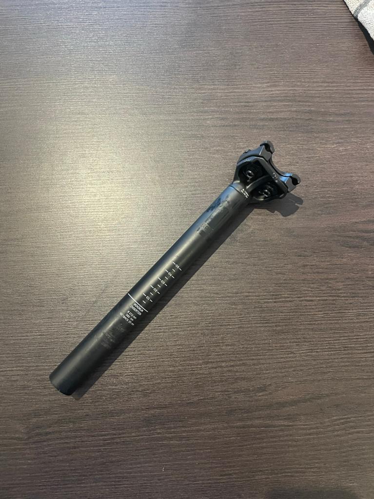 Carbon Zadelpen Orbea 27.2 mm - 280 mm lengte, 20 mm setback, Ophalen of Verzenden, Gebruikt, Zadel, Carbon