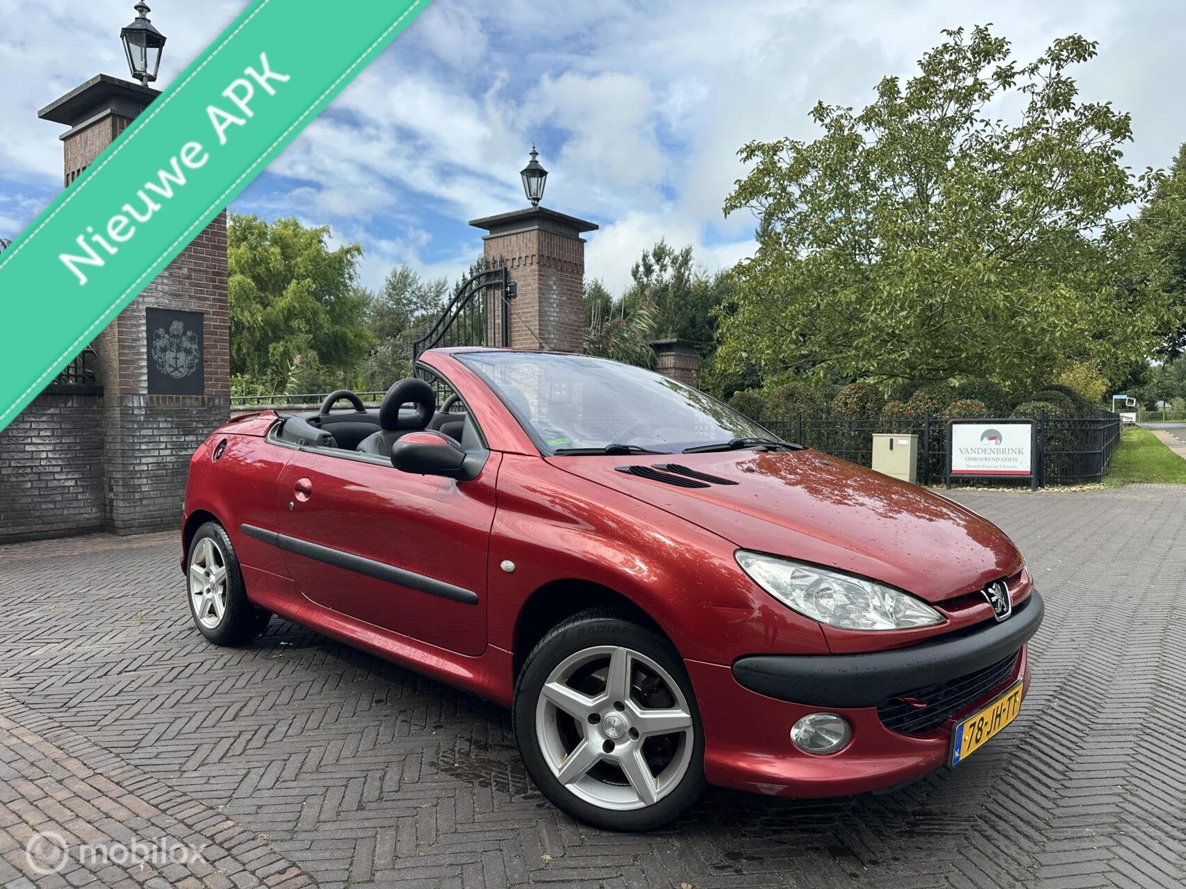 Peugeot 206 CC 2.0-16V Cabrio Airco NAP Nieuwe APK✅, Auto's, 136 pk, Gebruikt, Zwart, 4 cilinders
