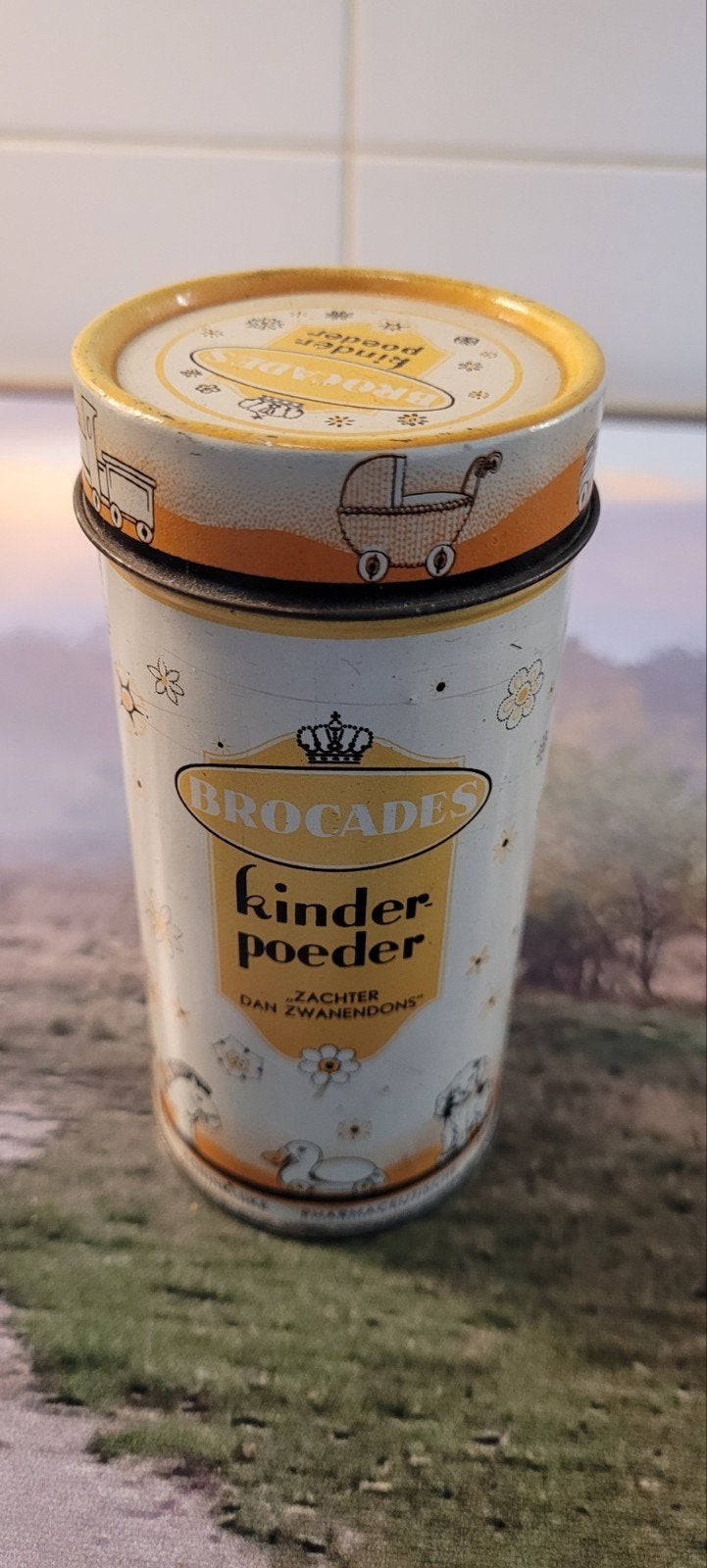 Vintage Brocades Kinderpoeder Blik - nog ongeopend!, Ophalen of Verzenden