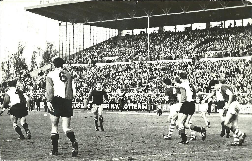 1965 fotokaart Spanjersberg Feyenoord, Verzamelen, Verzenden, Gebruikt, Feyenoord, Overige typen