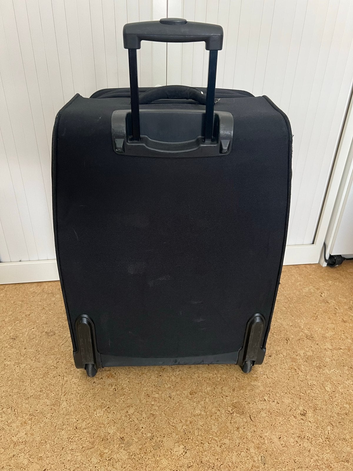 Samsonite reiskoffer met wieltjes en uitschuifbare handgreep, Ophalen, 30 cm of meer, Gebruikt, Zwart