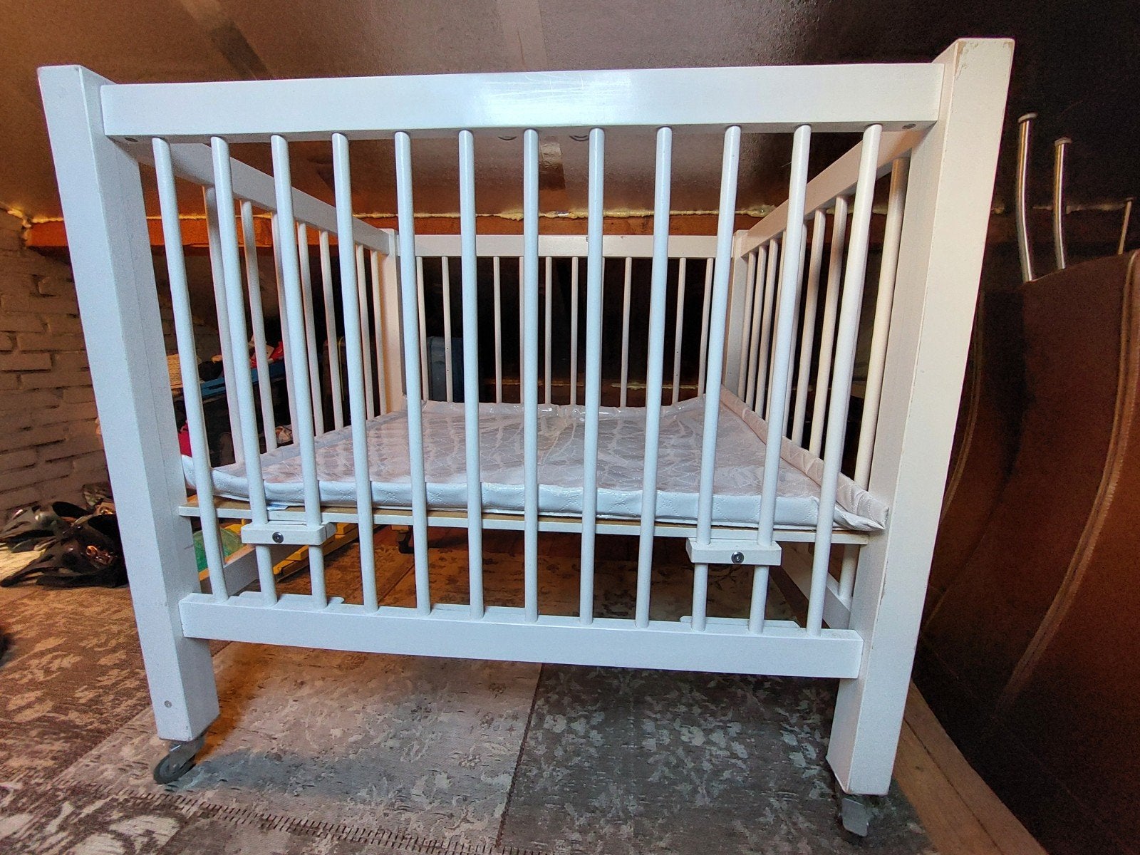 nette maar wel gebruikte box, Kinderen en Baby's, Ophalen, Gebruikt, Rechthoekig, In hoogte verstelbaar