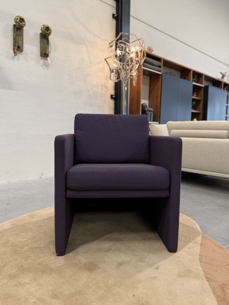 Showmodel Ego Fauteuil paars stof Design Club stoel, Minder dan 75 cm, Service@rolf-benz.com, Haiterbacher Str. 104, Nieuw