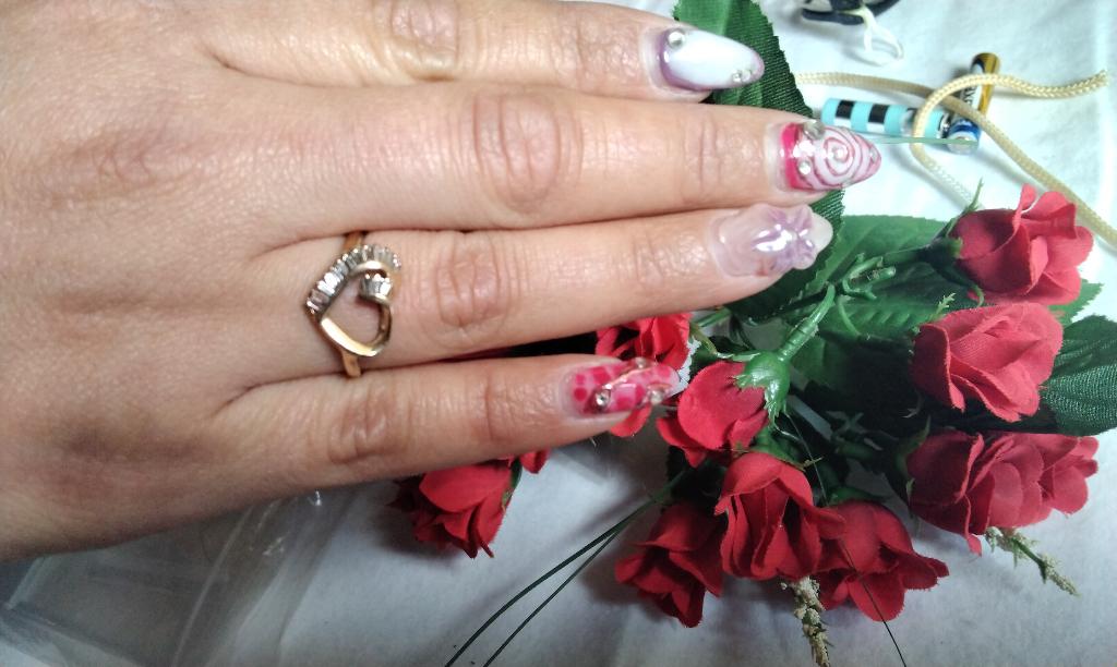 14 karaat Gouden Ring Hart 16 Baguette Diamanten gemerkt 585, Ophalen, Zo goed als nieuw, 17 tot 18, Met edelsteen