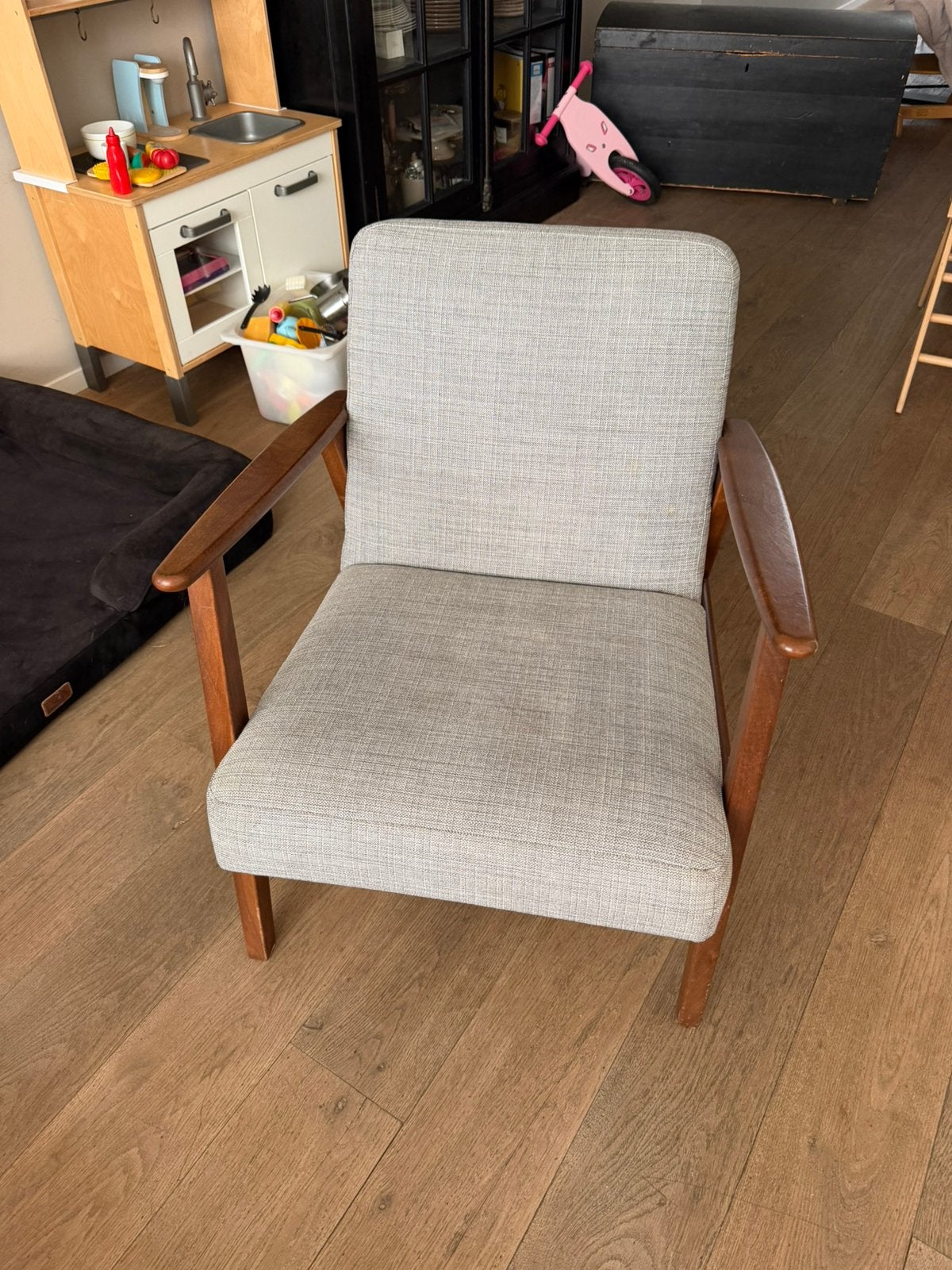 IKEA EKENÄSET fauteuil 76 cm hoog, Ophalen, Zo goed als nieuw, Eén