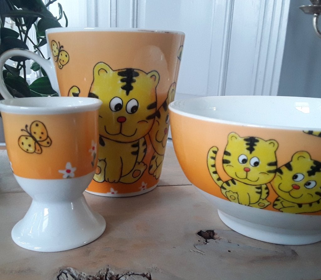Vrolijk kinder ontbijtset poezen - katten - poes - vlinder -, Ophalen of Verzenden, Gebruikt
